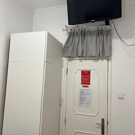 Suites Antonio Pedro Lisbon Bagian luar foto