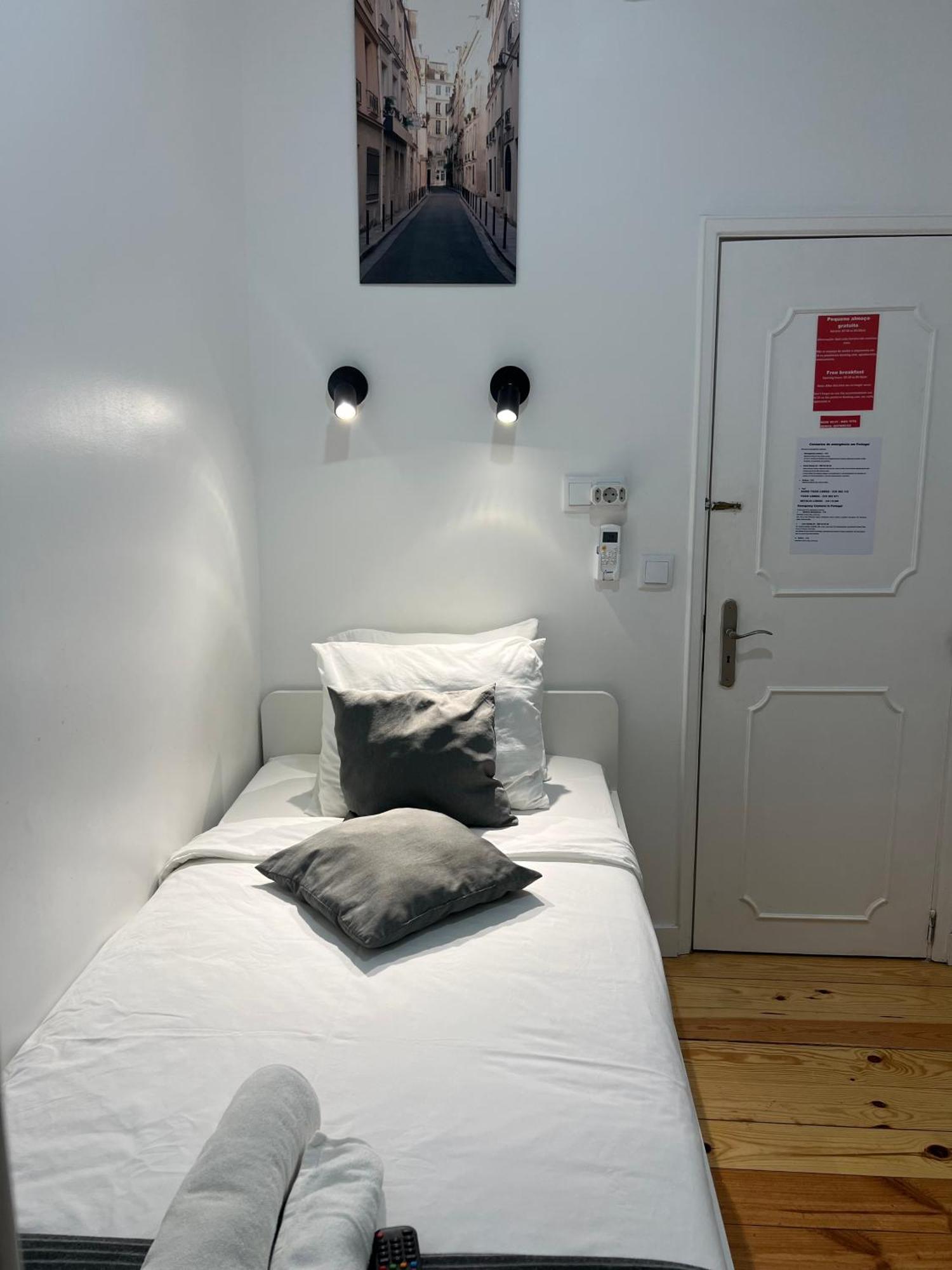 Suites Antonio Pedro Lisbon Bagian luar foto