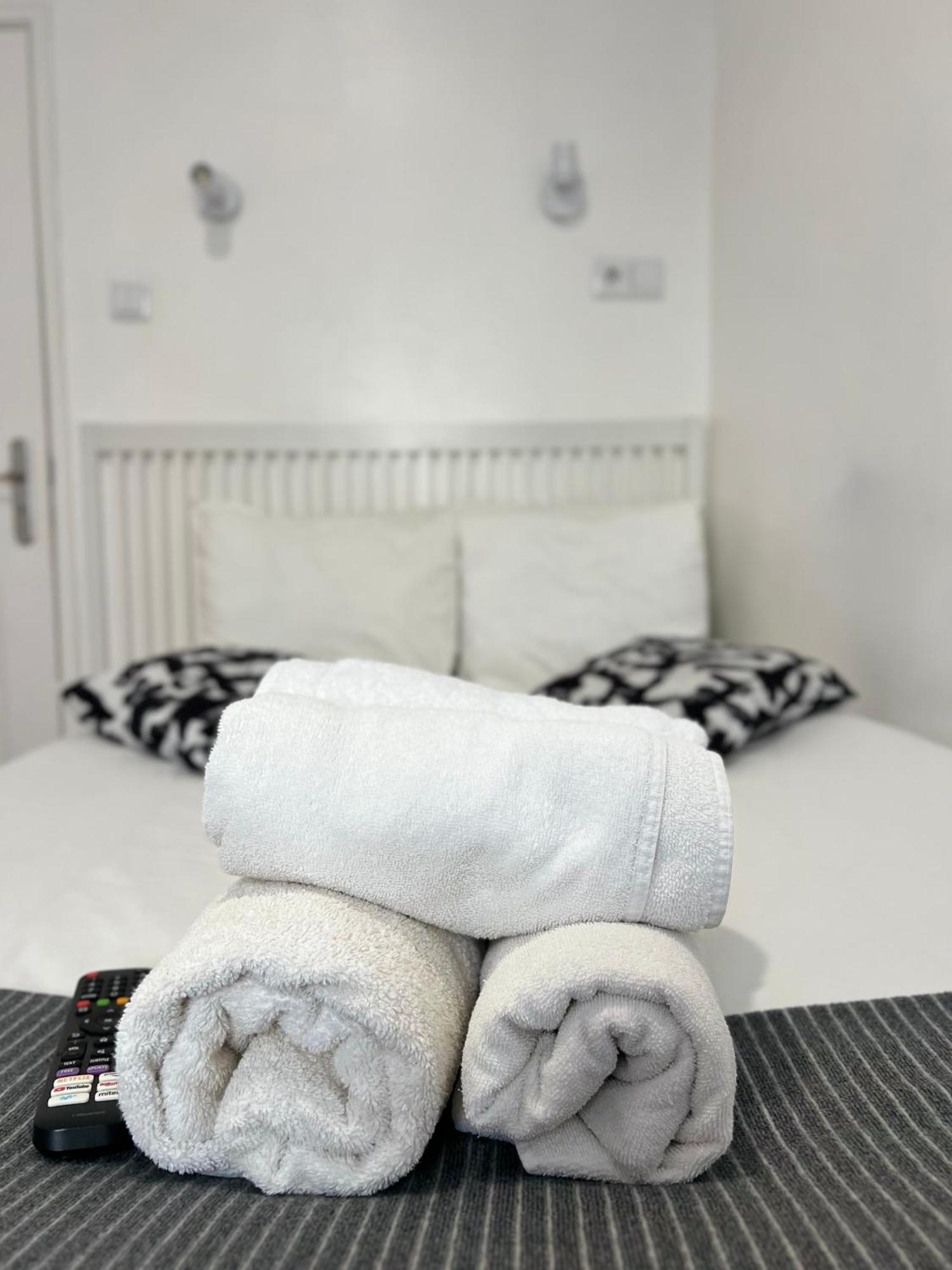 Suites Antonio Pedro Lisbon Bagian luar foto